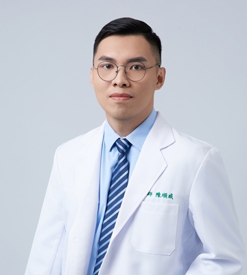 陳順威醫師形象照
