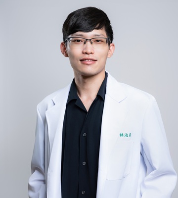 林治辰醫師形象照
