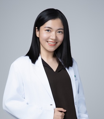 葉子菱醫師形象照