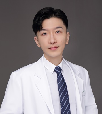 藍一程醫師形象照